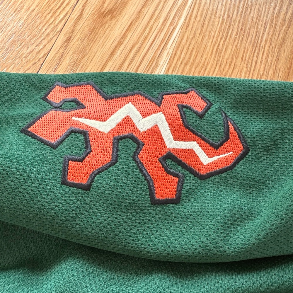 Vintage Phoenix Coyotes Pro Player NHL Hockey Third Desertscape Alt Jersey XL - Picture 10 of 16